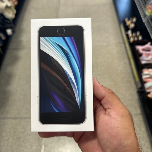 決まりましたiPhone se 64gb