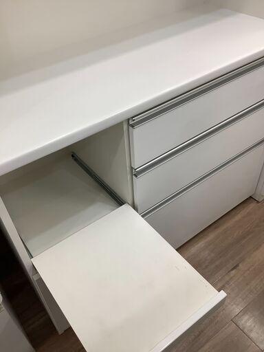 松田家具 レンジボードを買取入荷しました