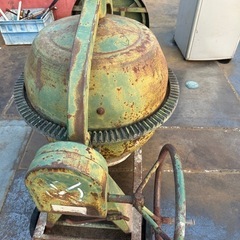 コンクリートミキサー