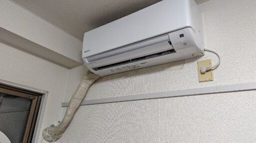 エアコン2022年製 2万円】2台あります@平塚引取【キャンセルのため再投稿】 エアコン2022年製 2万円】2台あります@平塚引取