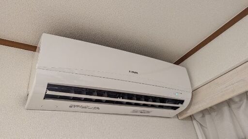 【エアコン2022年製 2万円】2台あります@平塚引取 エアコン2022年製 2万円】2台あります@平塚引取