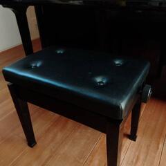 【YAMAHA】ヤマハ アップライトピアノ　チェア付き 1981~82年頃