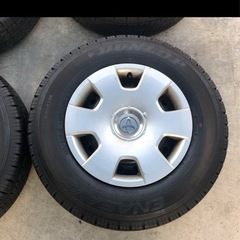 ハイエース純正ホイールとキャップ ダンロップエナセーブバンタイヤ4本セット