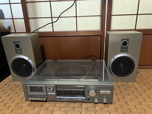 希少！ ダイヤトーンメタル対応ラジカセ初イコライザー搭載！ JR-911 