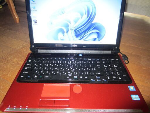 富士通15.6型ノートPC　LIFEBOOK AH56/Dを売ります。
