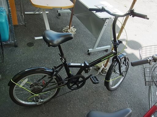 折りたたみ自転車　CAPTAIN STAG　キャプテンスタッグ　20インチ　6段切替　かごなし