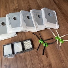 iRobot roomba i7+ 【特典:純正ブラシ,フィルタ,ダストパック付】 アイロボット  ルンバ