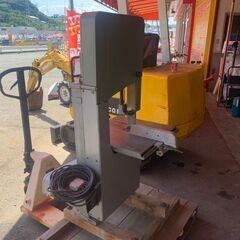 ▽【引取限定】【中古品】makita マキタ 2116A 16型バンドソー 100V【下関店】【中古】 ▽【引取限定】【中古品】makita マキタ 2116A 16型バンドソー 100V