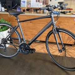 【PRECISIONチェーン新品！】アルミフレーム　3×8速　700×28cクロスバイク　マットブラック PRECISIONチェーン新品！】アルミフレーム 3×8速 700×28cクロスバイク