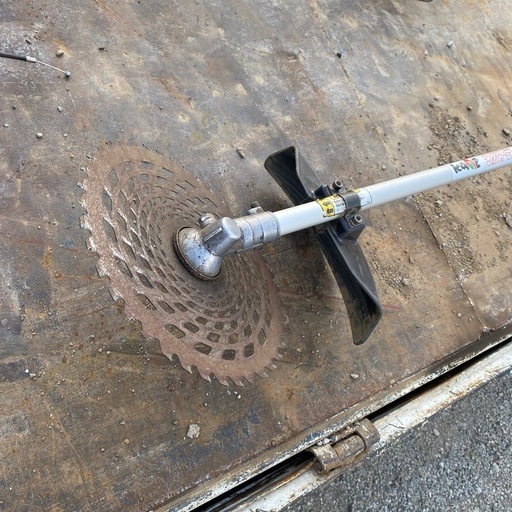 即戦力 刈払機 VX250WH 4サイクルエンジン 肩掛式 草刈機 芝刈 除草