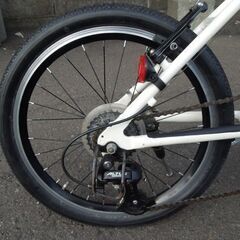 HEAD ミニベロ 20インチ自転車 外装7段変速 ホワイト ヘッド 札幌市東