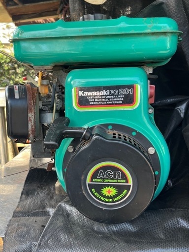 KAWASAKI カワサキ FG201 発動機 ガソリンエンジン　最大5馬力 タンク内綺麗　農機具　パーツ　部品　実動品