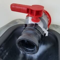 午前中決まりました。8月23日午前中限定特価。貯水タンク。農業タンク。１０００リットル。サンコー。サンバルク。