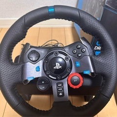 最終お値下げしました‼️　ロジクール　ハンコンとペダルセット 最終お値下げしました‼️ ロジクール ハンコンとペダルセット