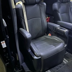 30系アルファード、ヴェルファイア  エグゼクティブシート（運転席側）１脚 30系アルファード、ヴェルファイア エグゼクティブシート（運転席側）1脚