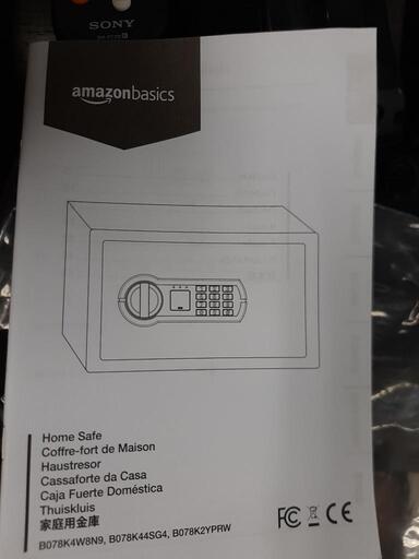 ★新入荷 新品箱入り 金庫 家庭用金庫 Amazonベーシック