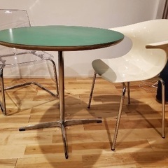 美品　ダイニングテーブル　3点セット