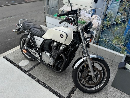 ホンダCB1100\n