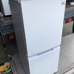 NO 386 🌈北九州市内配送設置無料✨🌈　シャープ SHARP 冷蔵庫 一人暮らし 2022年製 2ドア 152L ホワイト ファン式 両方開き SJ-15E9-W 奥行60cm