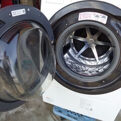 Panasonic パナソニック　10.0㎏ ななめドラム洗濯乾燥機　NA-VX3900L　左開き　2018年製　中古