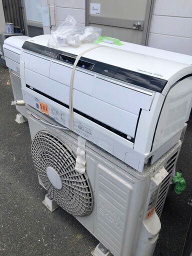 北九州市標準取付工事込み金額 日立 HITACHI RAS-X56E2 W [ステンレスクリーン お掃除エアコン R32冷媒 （18畳・200V対応） クリアホワイト 白くまくん Xシリーズ]