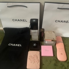 CHANELなど