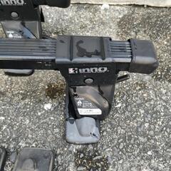 innoのルーフキャリアベース