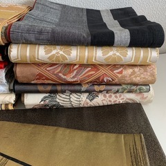 帯　着物　成人式　など　冠婚葬祭　まとめ売り　まとめて　13枚　大量　生地　布　リメイク　手芸　はぎれ　ハギレ　パッチワーク　和服　和装　結婚式　入学式　卒業式　　