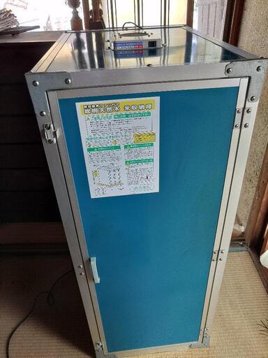 ※受け渡し予定となります※米保管庫　除湿機能付き