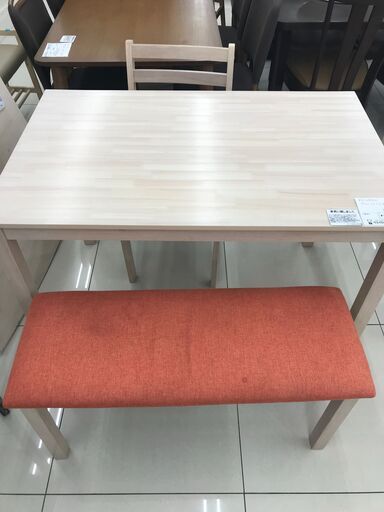 ★ジモティ割あり★  ダイニングテーブルセット ライトベージュ H74×D70×W110 クリーニング済み HJ4155