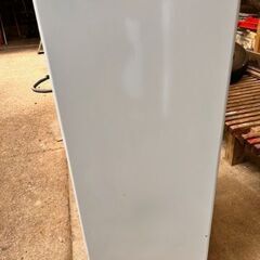 アイリスオーヤマ スリム冷凍庫 