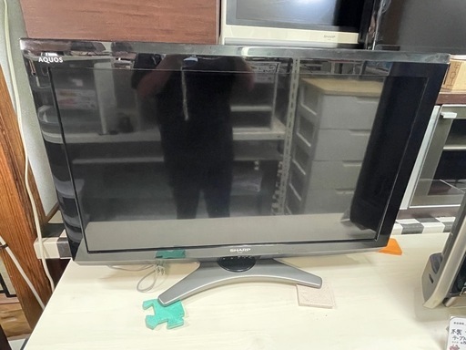 【リサイクルサービス八光】2010年製　シャープ　32V型 液晶 テレビ AQUOS LC-32E8-B ハイビジョン