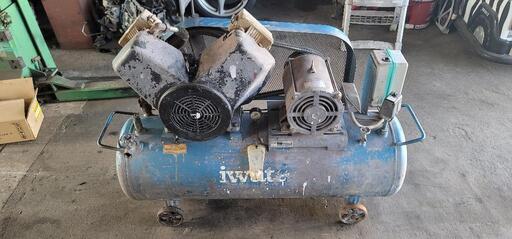 【値引き交渉可】岩田 エアコンプレッサー 5.5kw 200V 160L SP-55PB