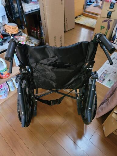 車椅子　パンクしないタイヤ