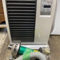 アース万代店　トヨトミFF式石油ストーブ木造住宅8畳 コンクリート住宅13畳