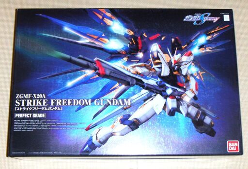 後発 青バンダイ PG 1/60 ストライクフリーダムガンダム 未開封 定価27500円