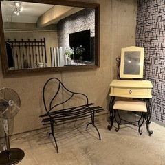 アンティーク　ウッド枠大型ミラー