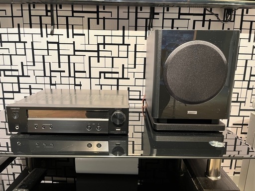 ONKYO NR-365 AVレシーバーとサブウーハーのセット