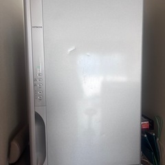 激安‼️日立ノンフロン冷蔵庫2017年製凹み写真追加