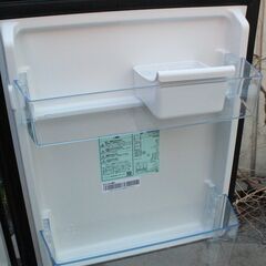 HISENSE ミラーブラック 冷凍冷蔵庫 HR-G13C-BR 幅48.1cm /135L /2ドア /右開きタイプ /2022年 Used・美品