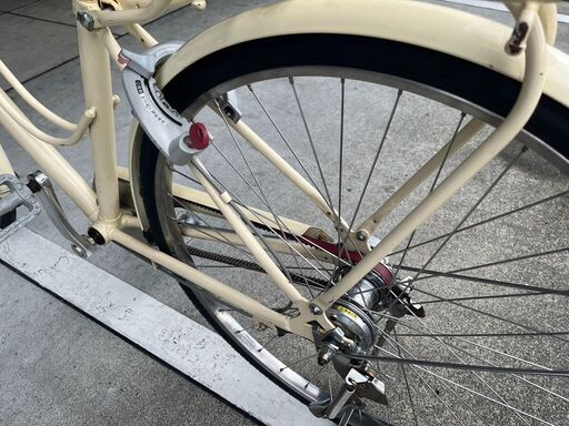 完売御礼】【大人用】整備済 ブリヂストン ベルト駆動 27型内装3段ギア  