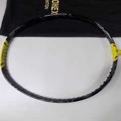 バドミントンラケット　YONEX　ナノフレア1000Z　4U5　中古　程度いいです　