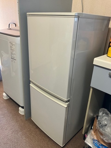商談中です。SHARP・137L・冷蔵庫 2ドア
