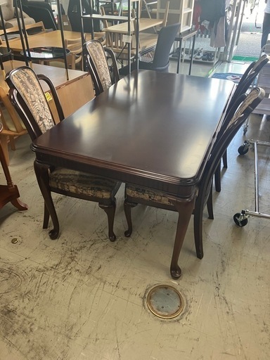 A2408-588 マルニ ダイニングテーブルセット イス4脚 バラ売り不可 キズ・汚れあり 中古