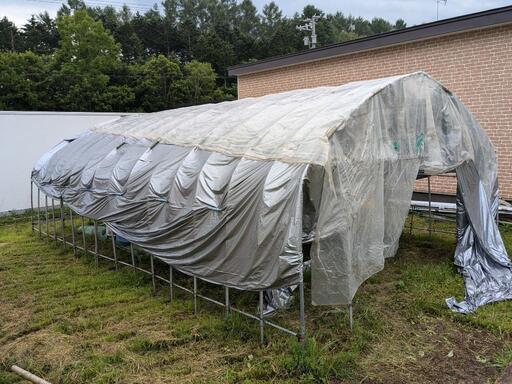 ビニールハウス　4m × 7m 用品いろいろまとめて引き取りお願いします