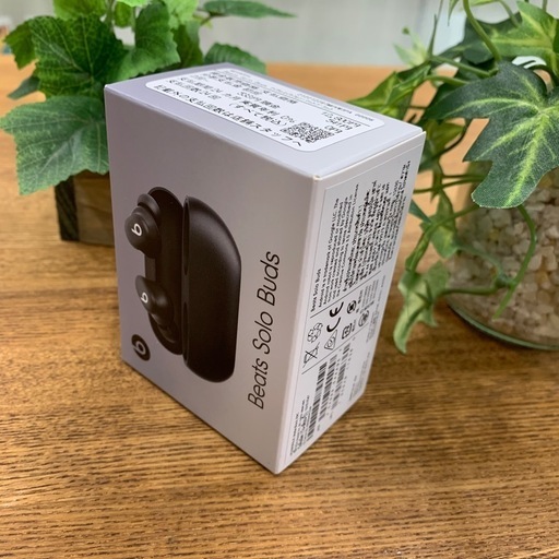 スピーカー Beats Solo Buds