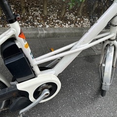 東京23区配達無料　新基準　ブリヂストン　マリーポーサミニ8.1Ah リチウム 電動自転車 中古 1733