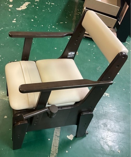 簡易トイレ 家具調トイレ