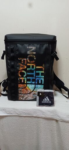 本日受け渡し決定❗THE.NORTH.FACE(ザノースフェイス)リュック(アディダスハンドタオル付き)