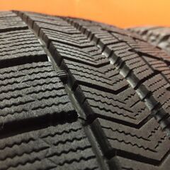 BS BRIDGESTONE BLIZZAK VRX 215/60R16 16インチ スタッドレス 4本 20年製 エスティマ ヴェゼル マークX等　(KTO100)